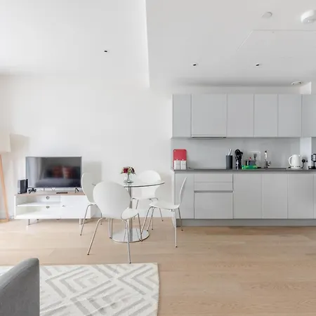 Luxury 2 Bed 2 Bath Close To Chelsea London Exterior photo