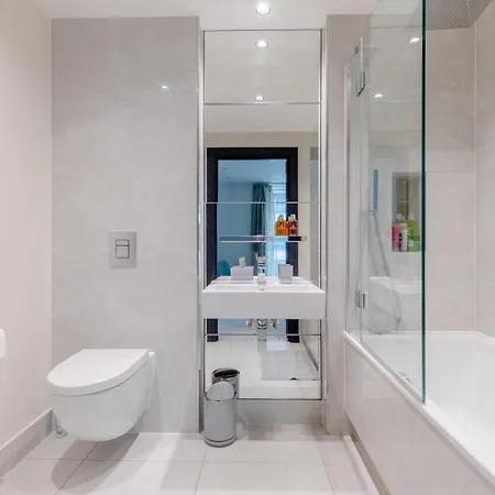 Luxury 2 Bed 2 Bath Close To Chelsea London Exterior photo